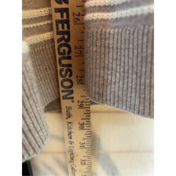 Chico’s Women’s Sweater Striped V-Neck Pullover Size 3 (XL/XXL) Gray Neutral New - Picture 7 of 12